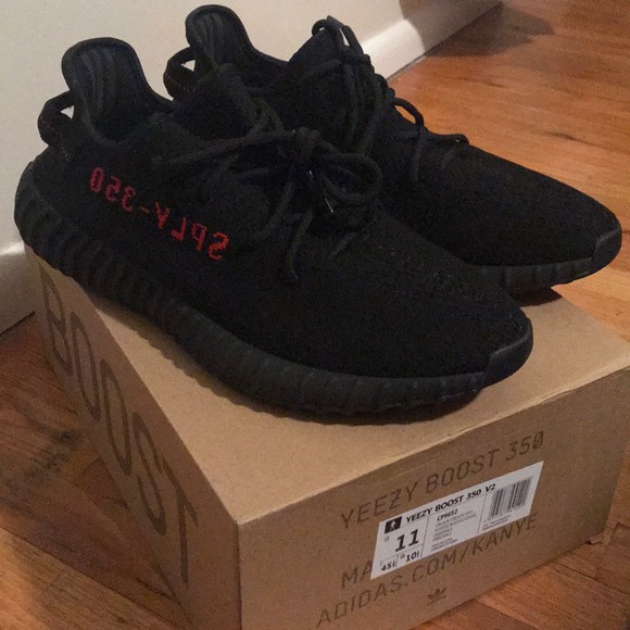 yeezy 350 v2 black size 11